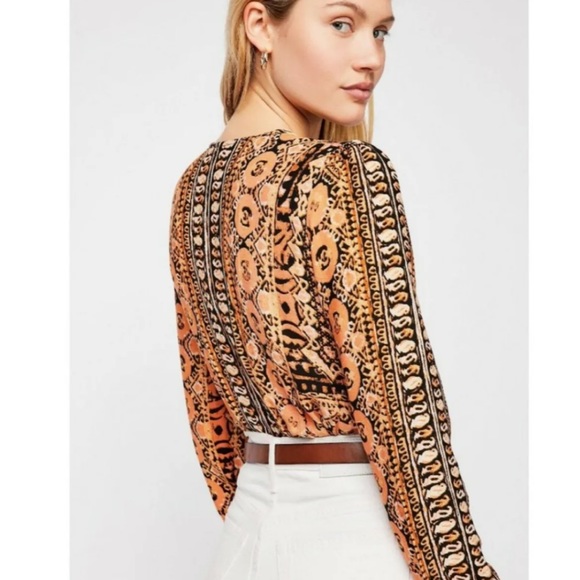 🧡Free People🧡Cropped Printed Top - Picture 2 of 12